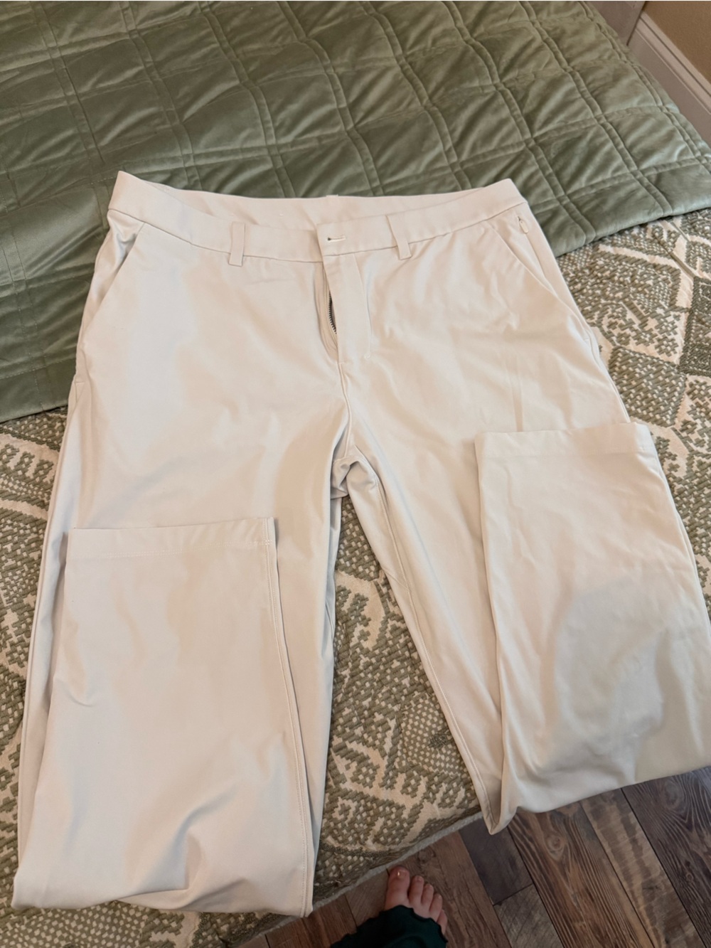 lululemon athletica Straight-Leg Pants in Light Cream